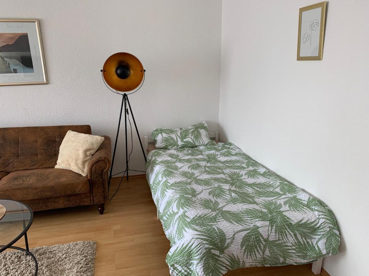 Schone, Gut Ausgestattete Wohnung Fur 1 Bis 4 Personen - Zentral Gelegen Bad Ems Bagian luar foto
