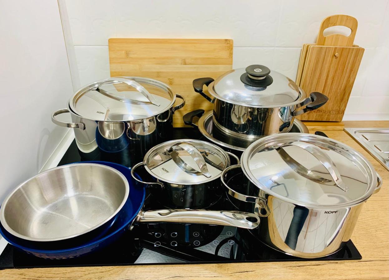 Schone, Gut Ausgestattete Wohnung Fur 1 Bis 4 Personen - Zentral Gelegen Bad Ems Bagian luar foto